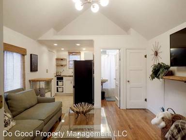 Main picture of 2402 W Madison Ave