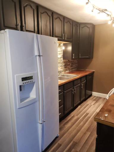 Main picture of 1556 Meredith Dr