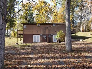 Main picture of 401 Castle Heights Rd