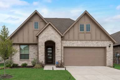 Main picture of 5016 Deberry Ln