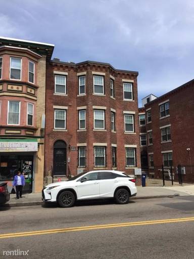 Main picture of 2975 Washington St