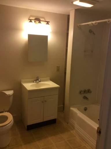 Main picture of 417 W College Ave