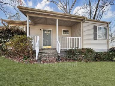 Main picture of 37 Pacific Ave