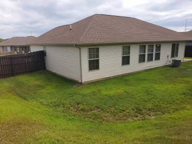 Main picture of 143 Creek View Dr