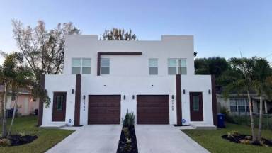 Main picture of 2788 NW 20th St