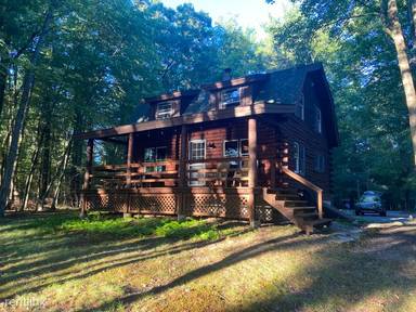 Main picture of 113 Hemlock Point Ct
