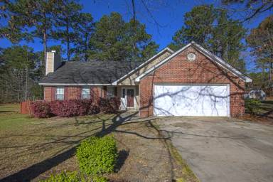 Main picture of 106 Montadale Dr