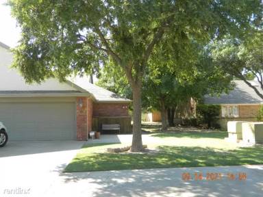 Main picture of 5706 York Ave