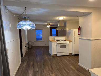 Main picture of 50 Myrtle St