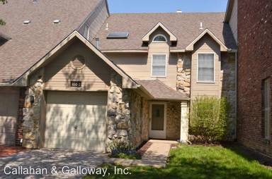 Main picture of 100 E Green Meadows Rd