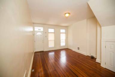 Main picture of 109 W 27th St