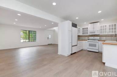 Main picture of 1058 3rd St