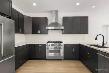 Main picture of 902 Vallejo St