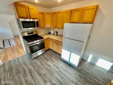 Main picture of 118 Lincoln Ave E
