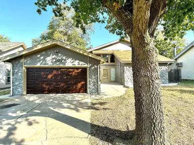 Main picture of 8302 E Chalet Dr