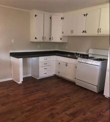 Main picture of 1302 Arkansas Ave