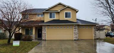 Main picture of 5435 N Toscana Ave