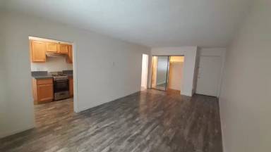 Main picture of 5929 Laurel Canyon Blvd