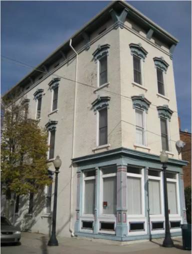 Main picture of 442 Chestnut St