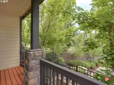 Main picture of 1476 NE Redspire Ln