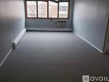 Main picture of 2818 Bragg St