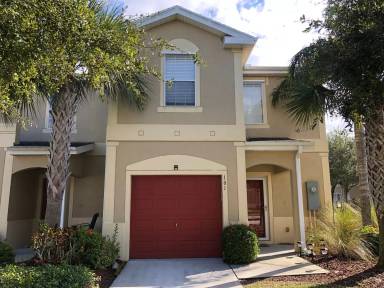 Main picture of 2570 Revolution St
