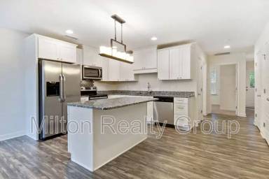 Main picture of 128 Brickyard Ln