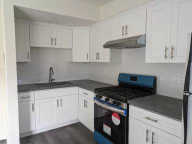 Main picture of 1555 Artesia Blvd