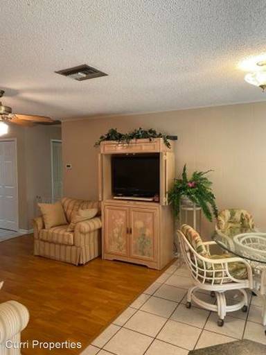 Main picture of 2945 Guinevere Dr