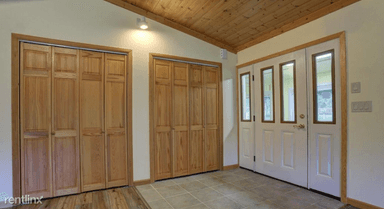 Main picture of 5201 N Wasilla Fishhook Rd