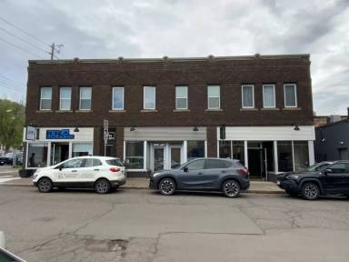 Main picture of 12 N 20th Ave W
