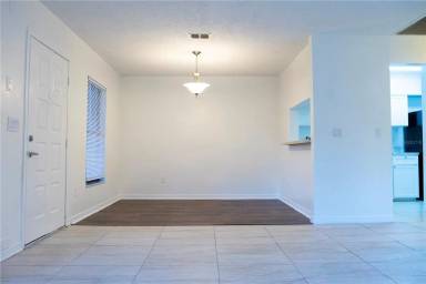 Main picture of 1804 Northlake Dr