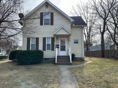 Main picture of 1815 E Ganson St