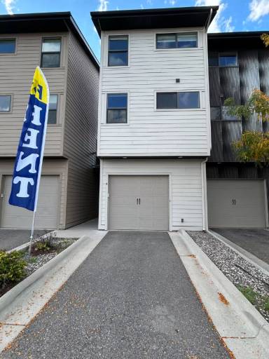 Main picture of 3237 N 27th Ave