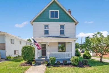 Main picture of 109 Town St