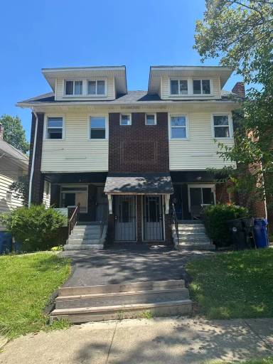 Main picture of 4139 E 104th St