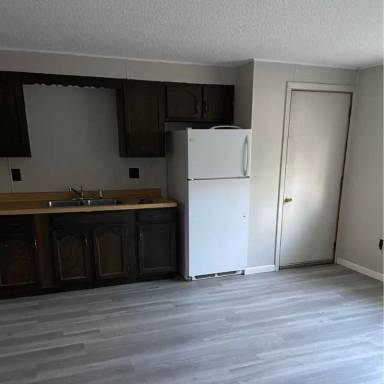 Main picture of 12 Roderick Rd