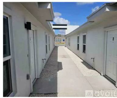 Main picture of 508 N Emerald Ave