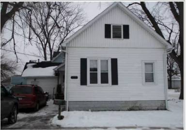 Main picture of 827 Elk St