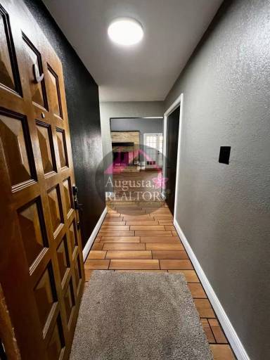 Main picture of 4649 Oak Knoll St