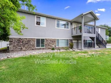 Main picture of 656 W Meadow Dr