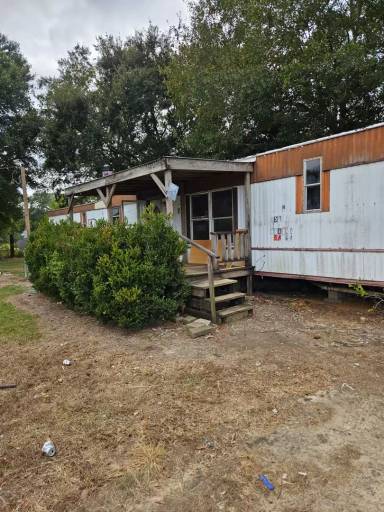 Main picture of 10620 Magnolia Rd
