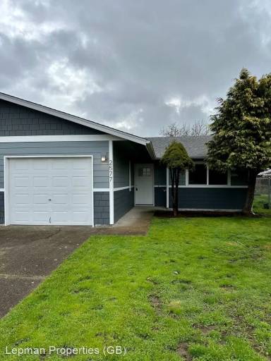 Main picture of 2575-2647 Clay Ct