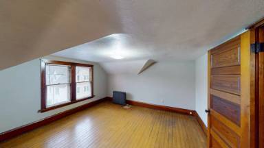 Main picture of 407 S Peoria Ave