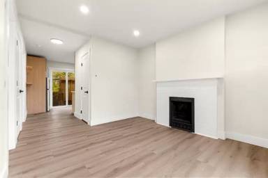 Main picture of 706 E Dakota Ave