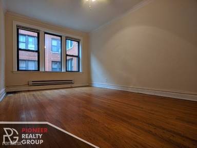 Main picture of 3933 N Janssen Ave