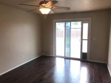 Main picture of 616 SW 8th St