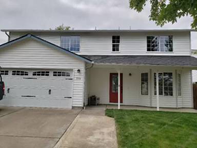 Main picture of 770 Hyacinth St