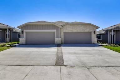 Main picture of 740 Wheatfield Dr