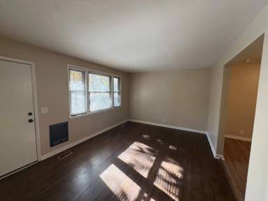 Main picture of 2704 Shacklett Dr